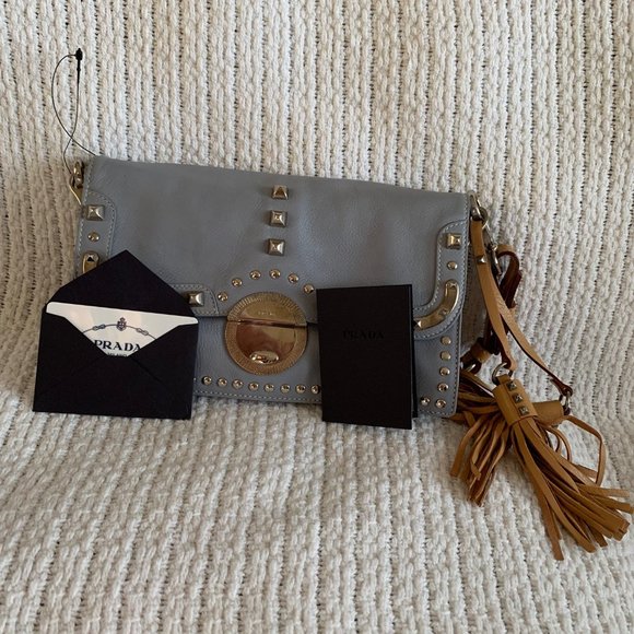 PRADA - Picture 7 of 7